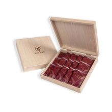 Load image into Gallery viewer, Kiri Box C w/Billet au chocolat au lait
